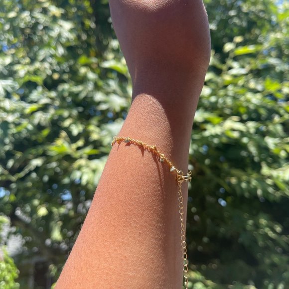 14K Gold Filled Triangle Charm Bracelet - Picture 3 of 3